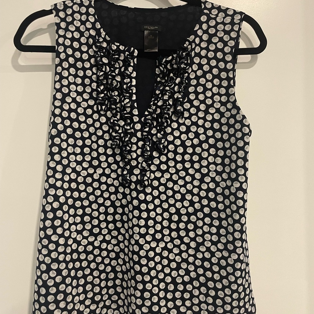 Ann Taylor Navy and White Polka Dot Sleeveless Blouse